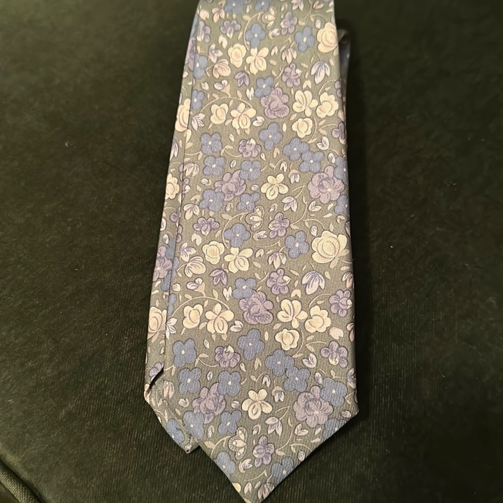 Hermes tie